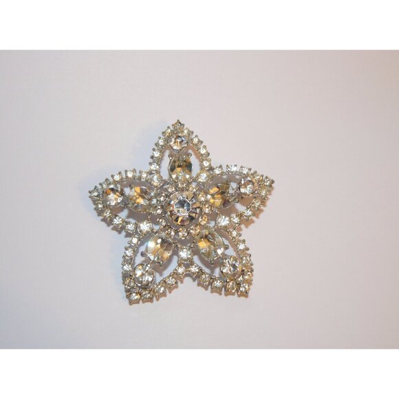 Shiny Star Shaped Large Brooch, Star Brooch, Rhinestone Brooch - Picture 5 of 8